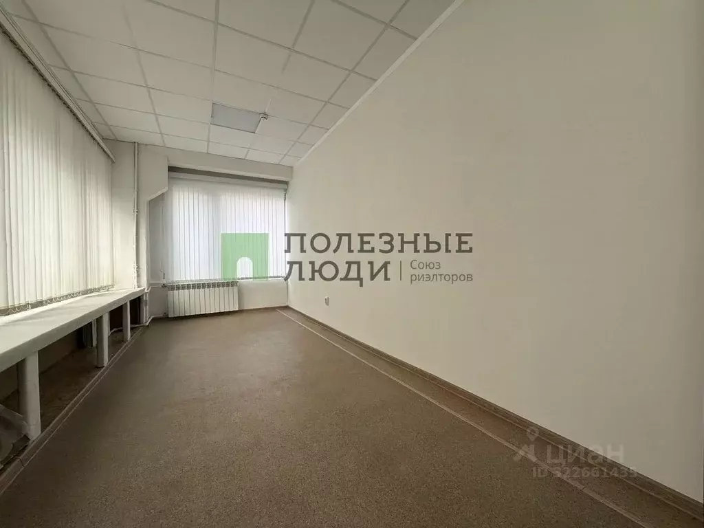 Помещение свободного назначения в Орловская область, Орел пл. Мира, 3 ... - Фото 2