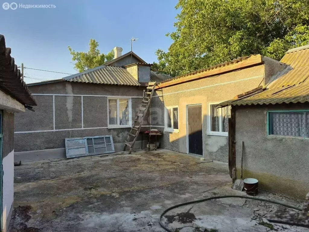 Дом в Таврическое, улица Ковалевского (52.8 м) - Фото 0
