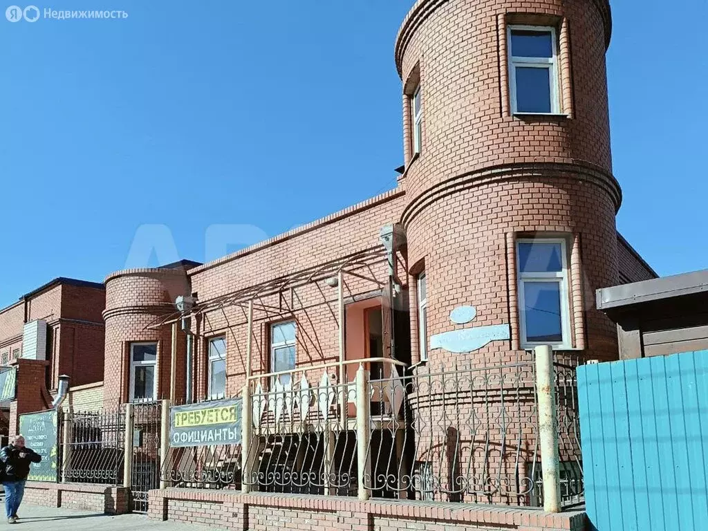 Дом в Омск, улица Олега Кошевого, 34 (179 м) - Фото 0