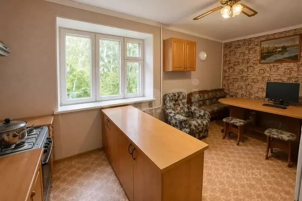 2-к кв. Башкортостан, Бирск ул. Гагарина, 90 (62.3 м) - Фото 1