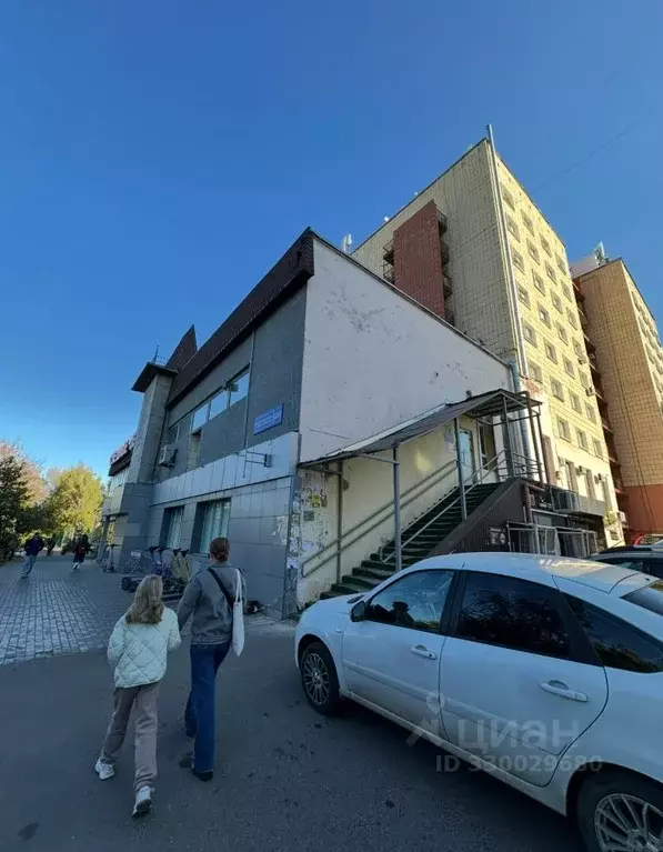 Помещение свободного назначения в Татарстан, Казань ул. Братьев ... - Фото 1