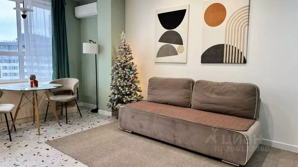 Студия Челябинская область, Челябинск ул. Энгельса, 4 (35.0 м) - Фото 1