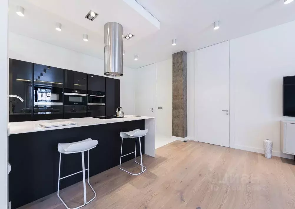 Квартира, 3 комнаты, 87.8 м - Фото 1