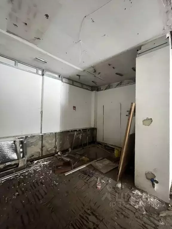 Помещение свободного назначения в Коми, Усинск Парковая ул., 13А (118 ... - Фото 1
