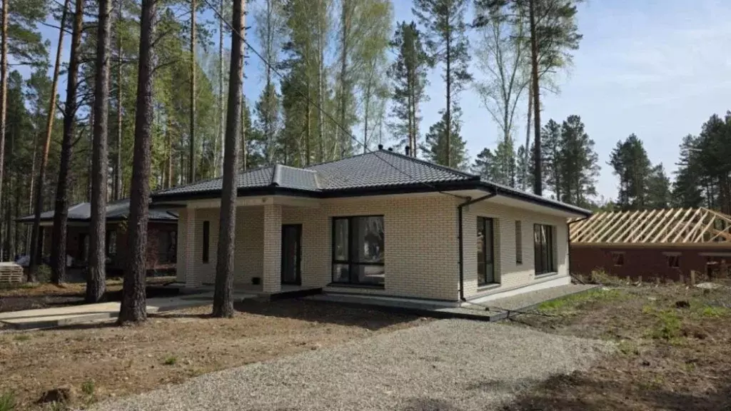 Дом в Иркутская область, Иркутский муниципальный округ, Лесное ДНП ... - Фото 1
