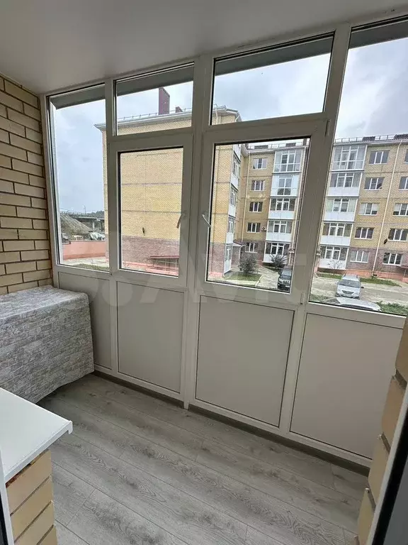 1-к. квартира, 43 м, 2/5 эт. - Фото 0