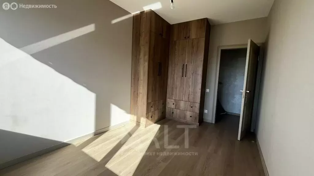 2-комнатная квартира: Махачкала, улица Хизроева, 99А (76 м) - Фото 1