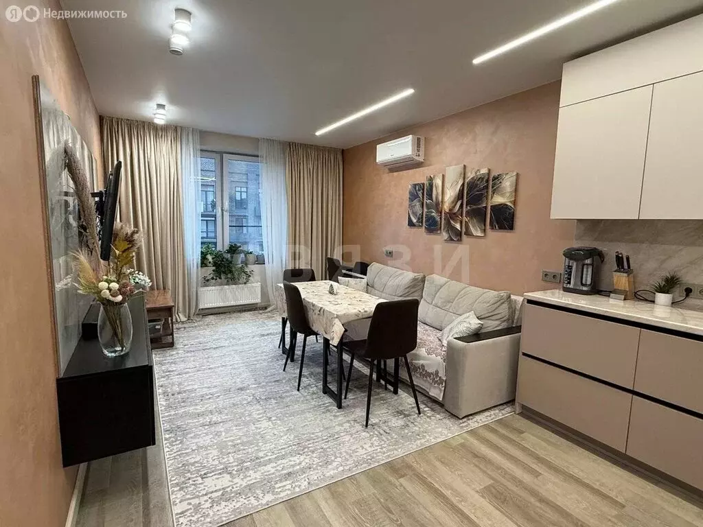 3-комнатная квартира: Тюмень, Западносибирская улица, 43/4 (81.4 м) - Фото 2