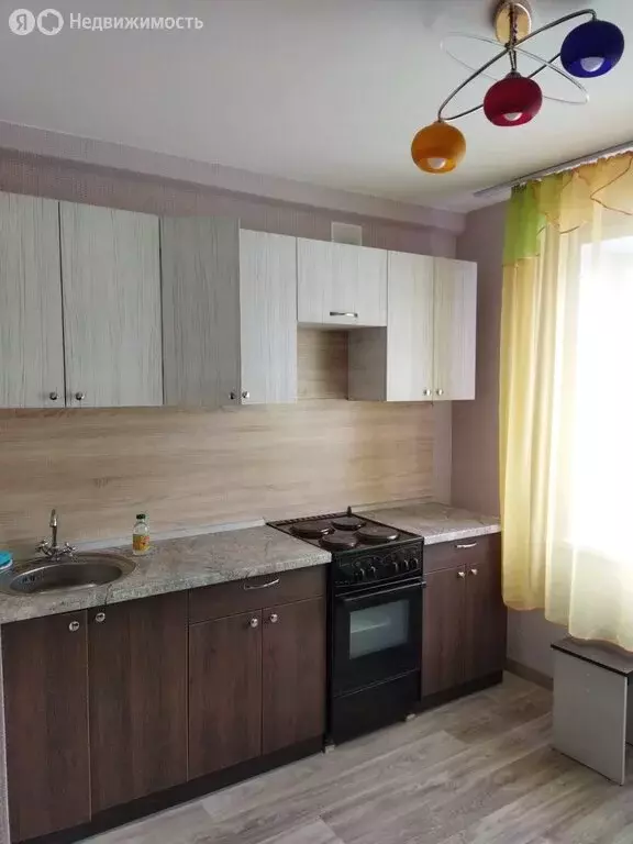 2-комнатная квартира: Красноярск, Камская улица, 3 (49.3 м) - Фото 1
