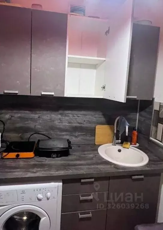 2-к кв. Красноярский край, Красноярск ул. Лесников, 23 (27.6 м) - Фото 2