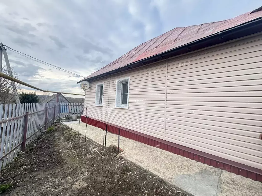 Дом в Тульская область, Дубенский район, Воскресенское с/пос, с. ... - Фото 2