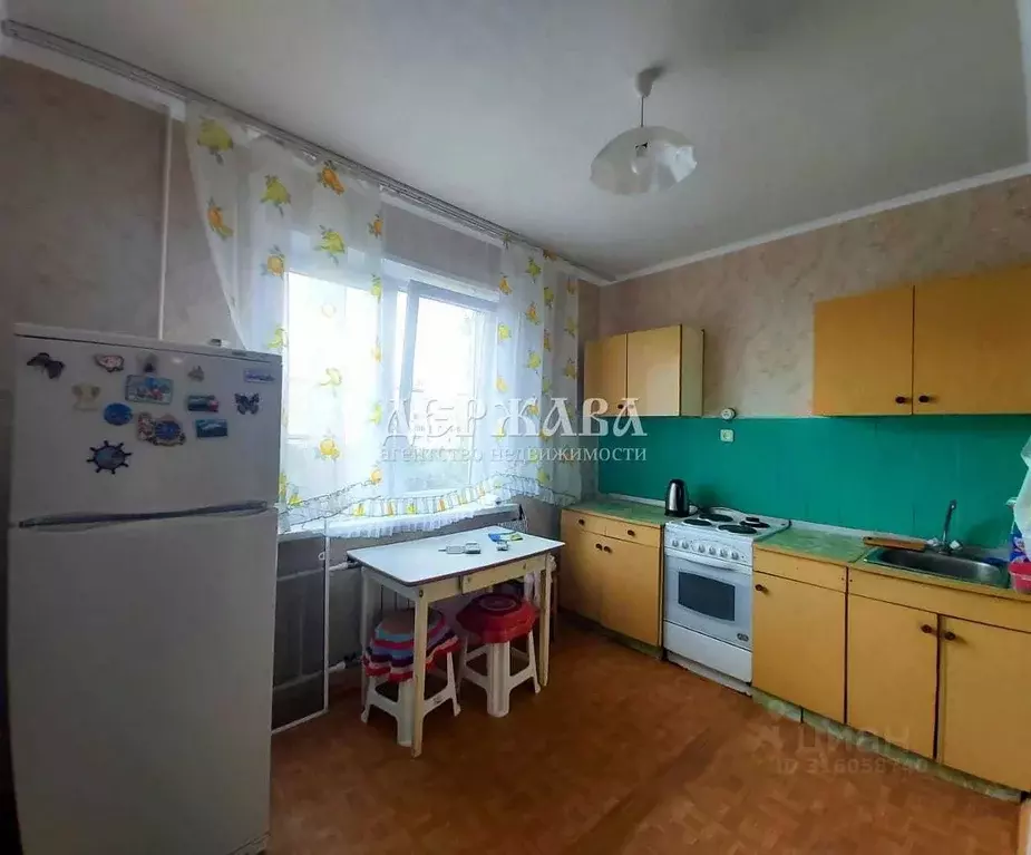 1-к кв. Белгородская область, Старый Оскол Конева мкр, 8А (40.0 м) - Фото 0