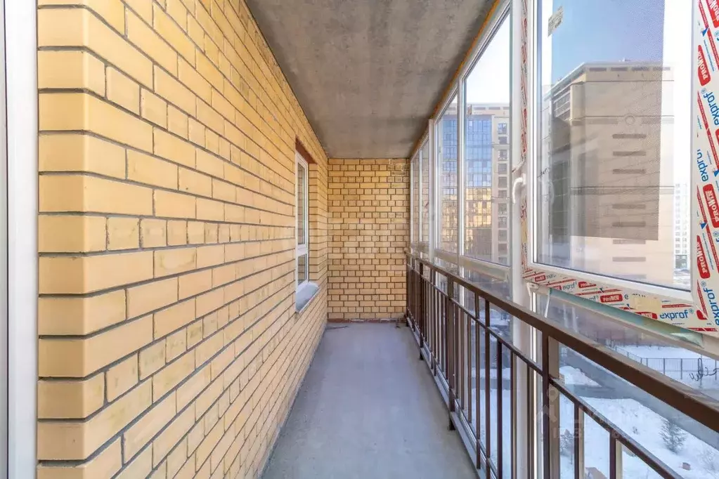 3-к кв. Тюменская область, Тюмень ул. Тимофея Кармацкого, 9к1 (99.8 м) - Фото 0