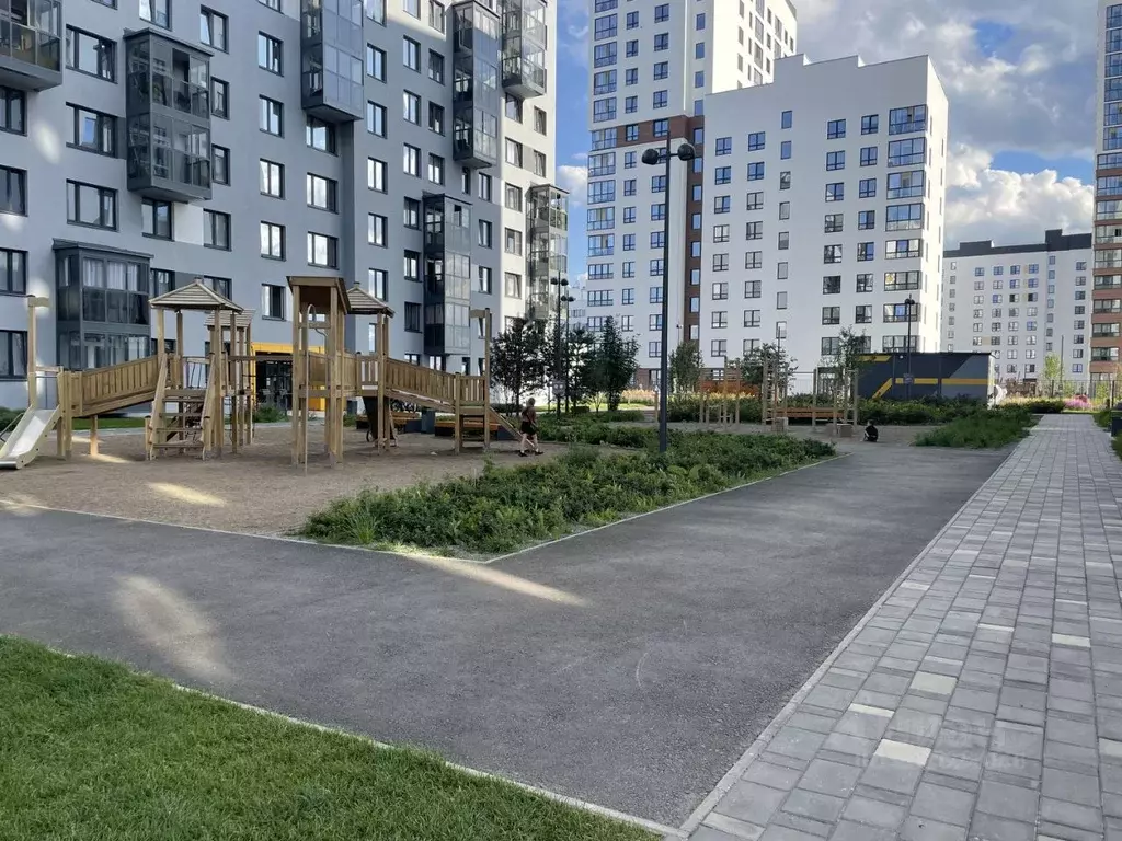 2-к кв. Свердловская область, Екатеринбург ул. Чемпионов, 15 (51.12 м) - Фото 1