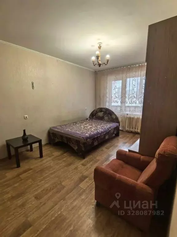 2-к кв. Алтайский край, Барнаул Взлетная ул., 45А (48.0 м) - Фото 1