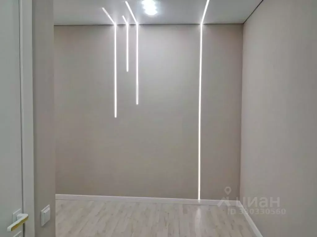 2-к кв. Хакасия, Абакан ул. Генерала Тихонова, 12к3 (53.4 м) - Фото 0