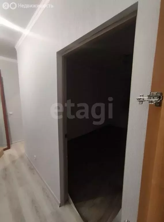 2-комнатная квартира: Калининград, улица Александра Невского, 269 ... - Фото 2