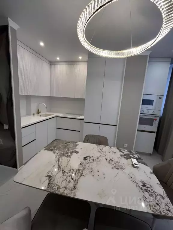 3-к кв. Астраханская область, Астрахань ул. Савушкина, 6Е (60.0 м) - Фото 2