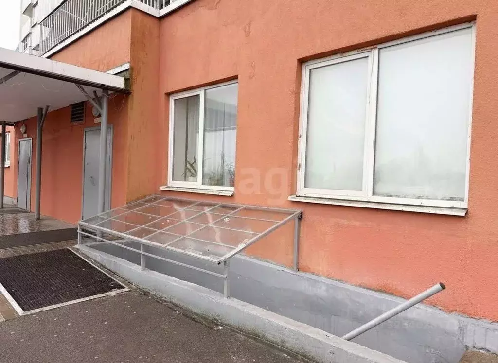 Помещение свободного назначения в Санкт-Петербург пос. Парголово, ул. ... - Фото 2