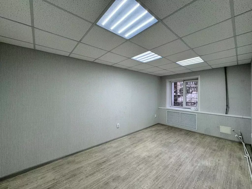 Помещение свободного назначения в Кировская область, Киров ул. ... - Фото 1