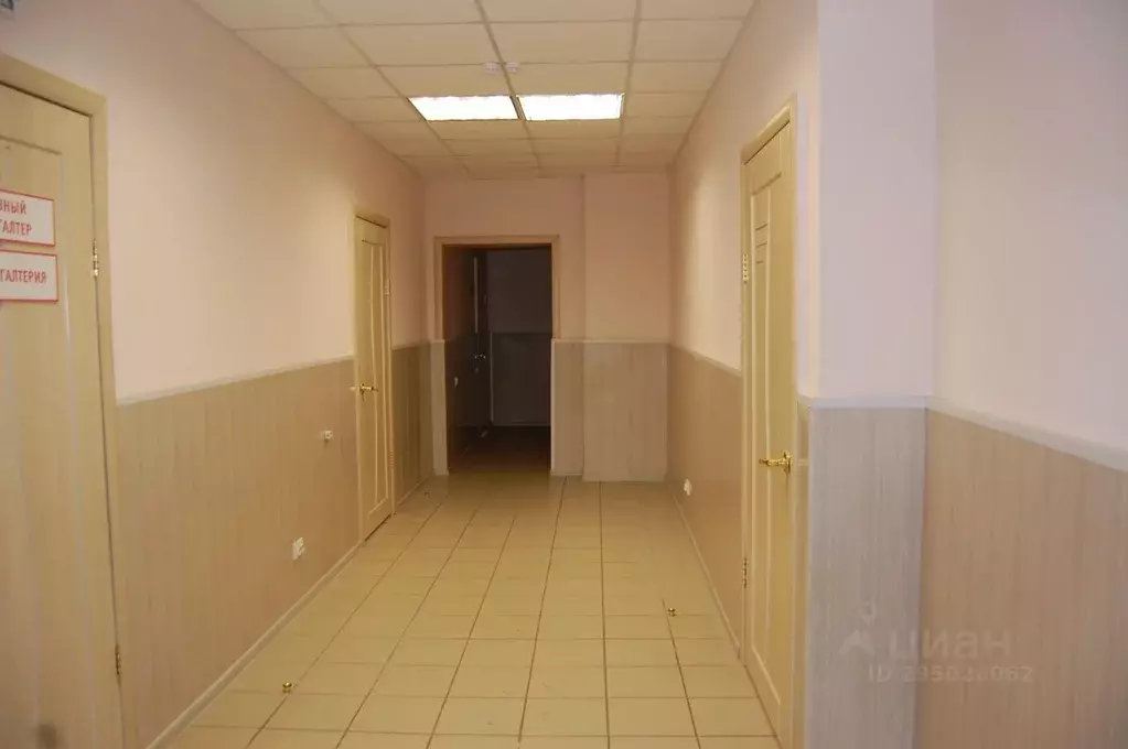 Помещение свободного назначения в Омская область, Омск ул. Орловского, ... - Фото 0