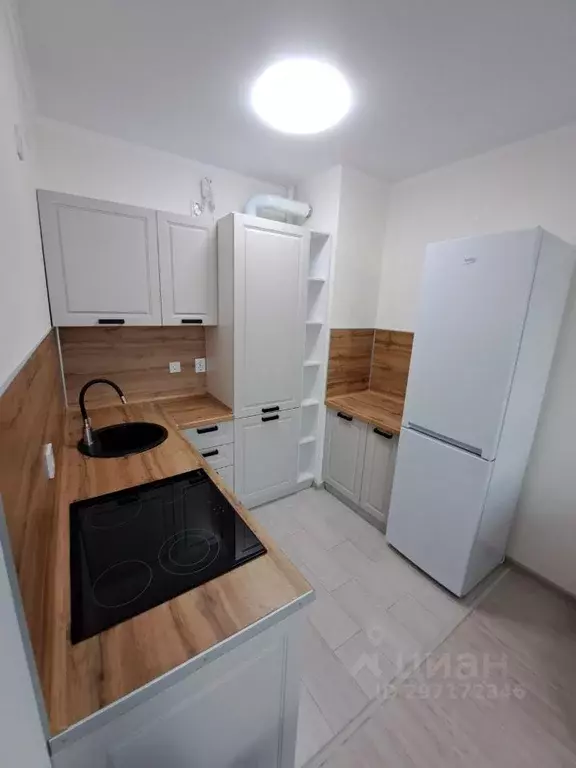 2-к кв. Астраханская область, Астрахань ул. Трофимова, 10 (40.0 м) - Фото 2