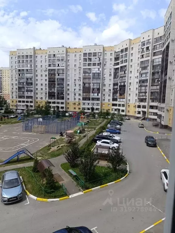 2-к кв. Омская область, Омск ул. Перелета, 31 (65.6 м) - Фото 0