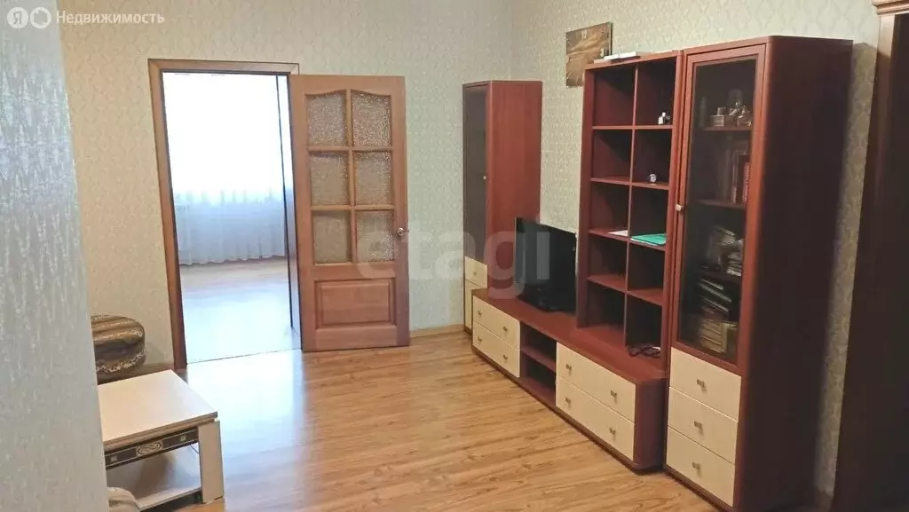 3-комнатная квартира: Абакан, Вокзальная улица, 30 (79.5 м) - Фото 0