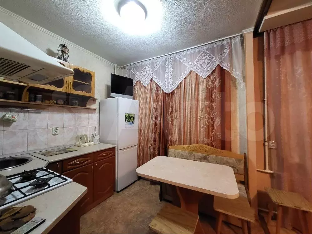 2-к. квартира, 46 м, 1/4 эт. - Фото 1