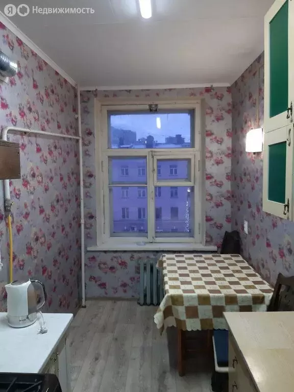 1-комнатная квартира: Мурманск, проспект Ленина, 94 (50 м) - Фото 1
