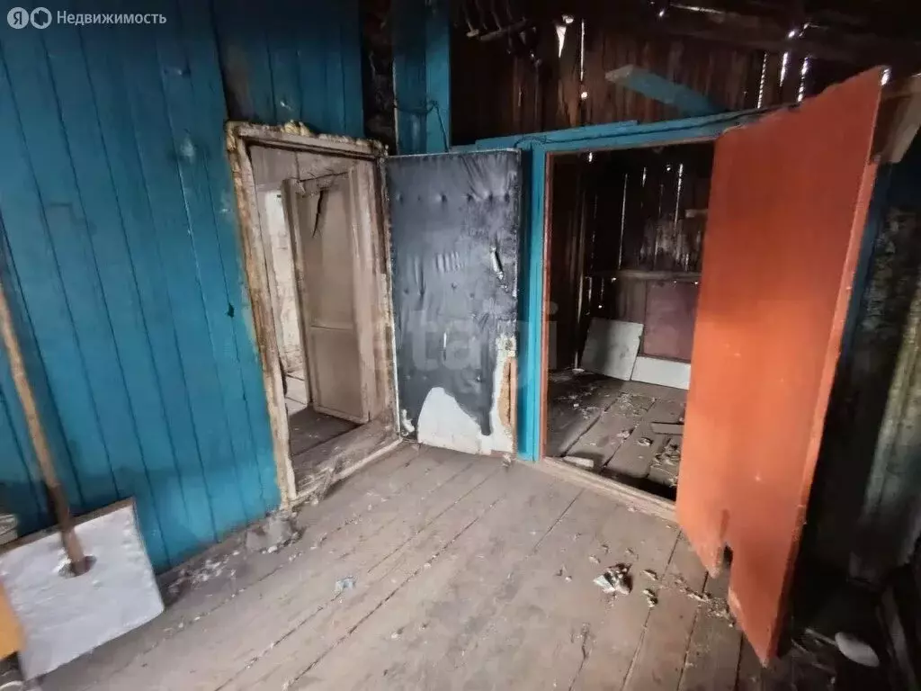 Дом в Усть-Катав, улица Парижской Коммуны (63.1 м) - Фото 1