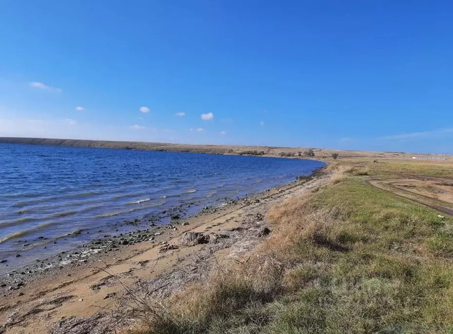 Участок в Крым, Черноморский район, Новоивановское с/пос  (6.9 сот.) - Фото 1