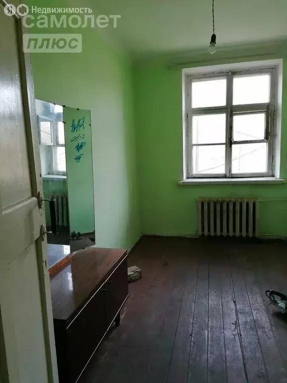 3-комнатная квартира: Алапаевск, улица Бочкарёва, 6 (60 м) - Фото 0