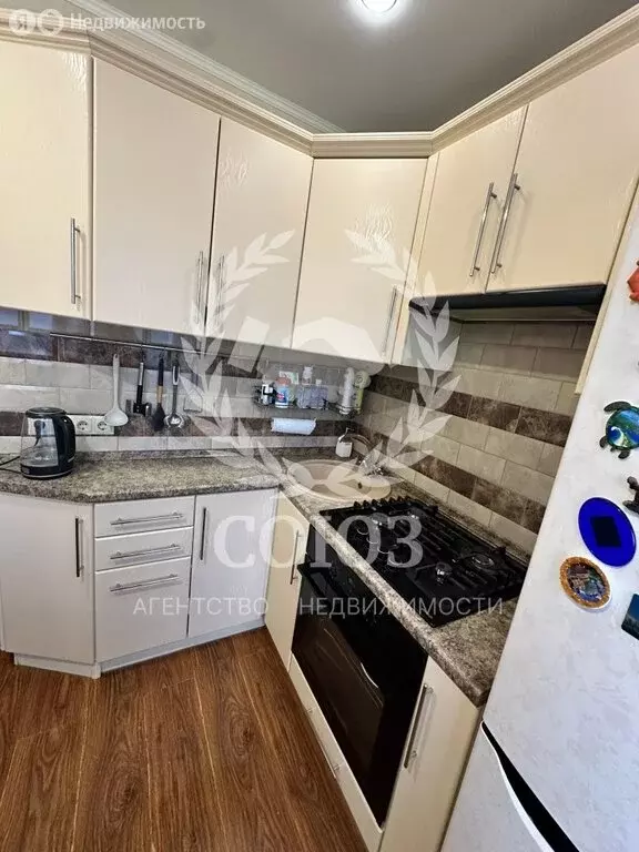 2-комнатная квартира: Калуга, улица Баррикад, 125к1 (39 м) - Фото 1