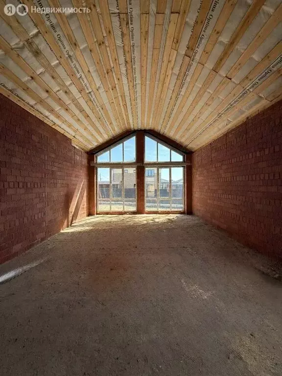 Дом в село Большие Кабаны, Взлётная улица (252 м) - Фото 1