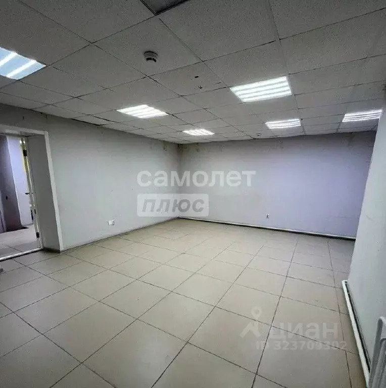 Помещение свободного назначения в Курганская область, Курган Заозерный ... - Фото 1