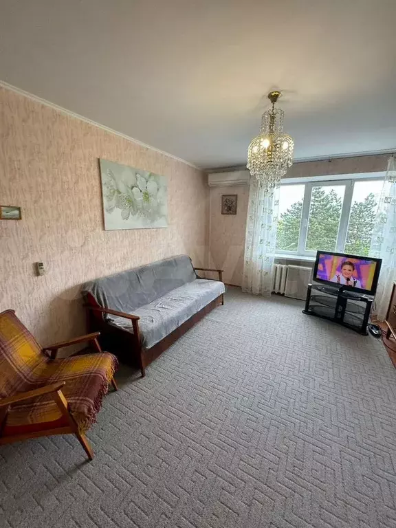 2-к. квартира, 50 м, 4/9 эт. - Фото 0