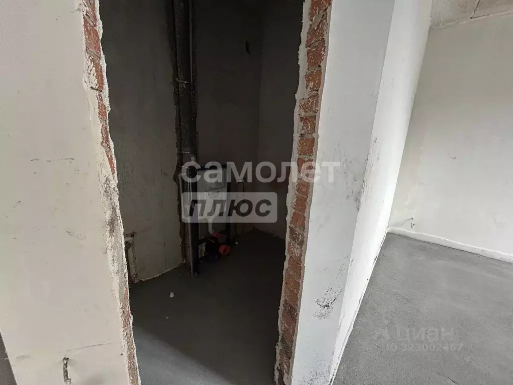 2-к кв. Кабардино-Балкария, Нальчик ул. Кирова, 331/13 (64.8 м) - Фото 2