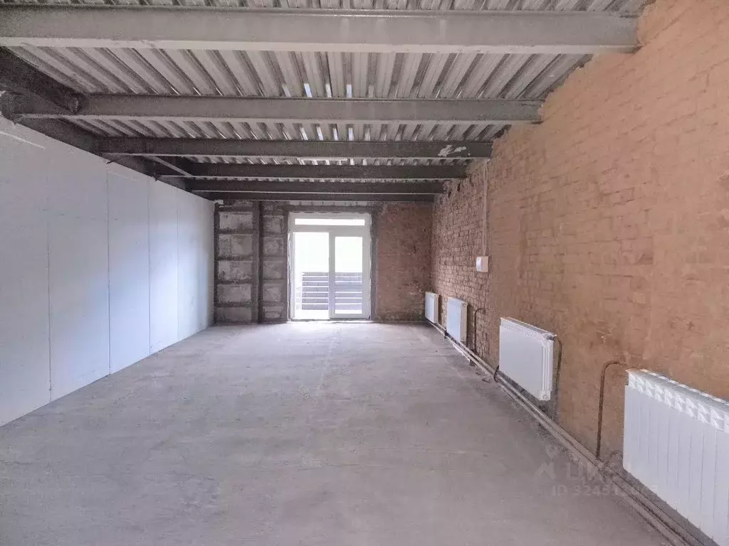 Торговая площадь в Москва Смирновская ул., 2С1 (65 м) - Фото 1