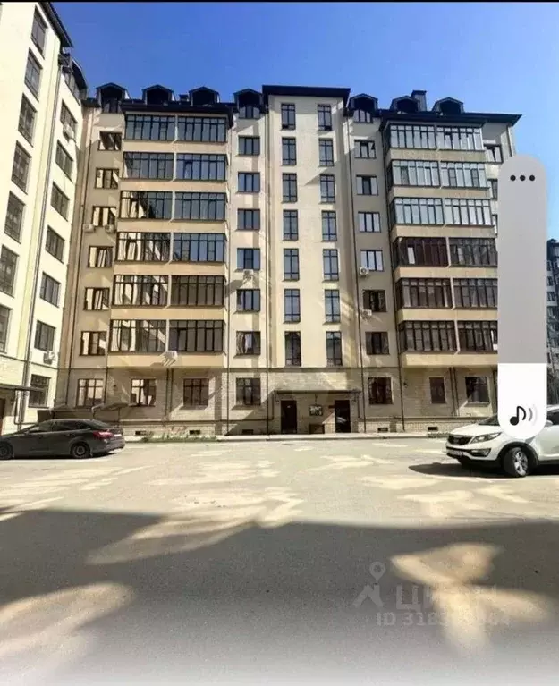 2-к кв. Кабардино-Балкария, Нальчик ул. Чернышевского, 201Г (108.0 м) - Фото 1