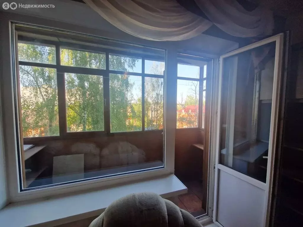 3-комнатная квартира: Луховицы, улица Жуковского, 24 (61.3 м) - Фото 0