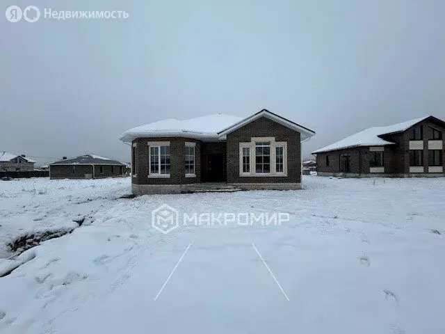 Дом в деревня Дубровка, улица Нахимова (110 м) - Фото 0