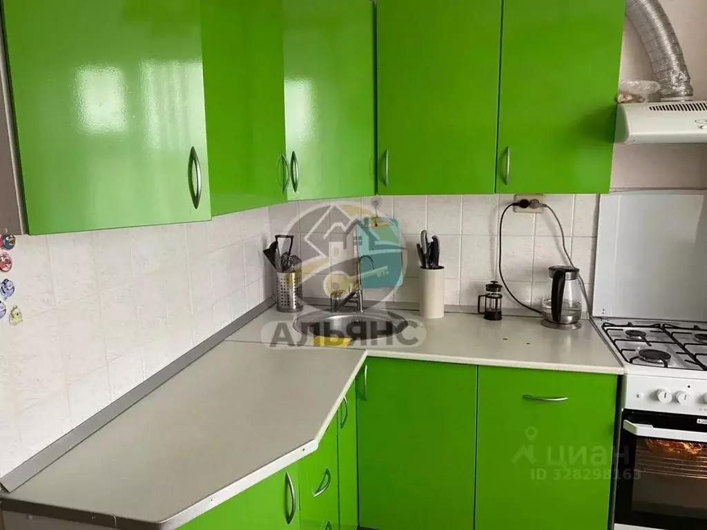 3-к кв. Ямало-Ненецкий АО, Новый Уренгой Советский мкр, 3/6 (67.0 м) - Фото 1