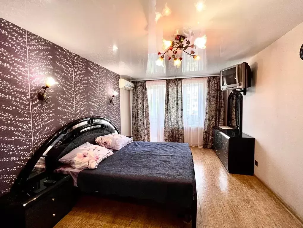 3-к кв. Крым, Феодосия ул. Одесская, 4 (72.0 м) - Фото 1