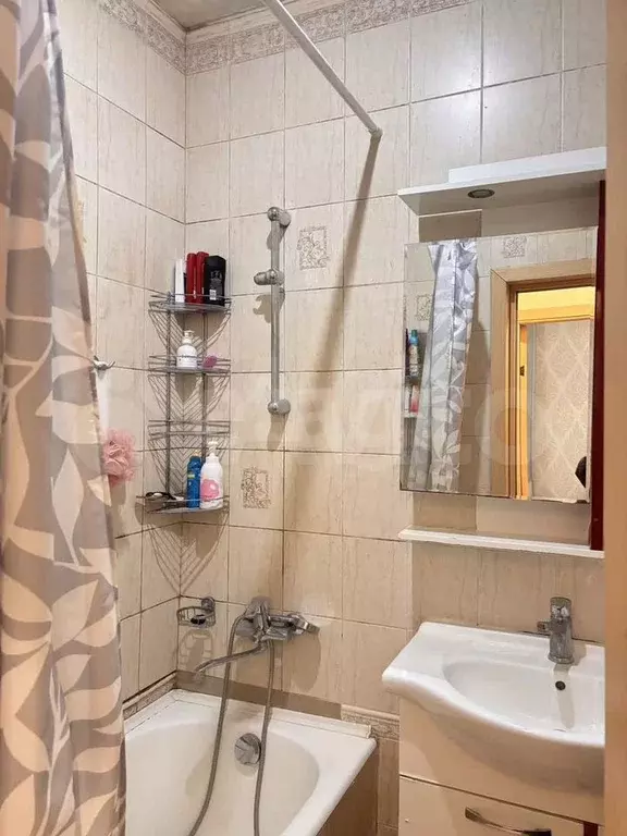 3-к. квартира, 70 м, 1/5 эт. - Фото 0