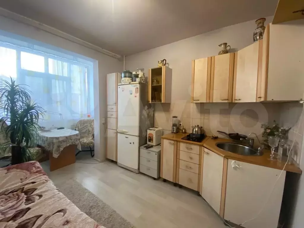 1-к. квартира, 42 м, 1/3 эт. - Фото 0