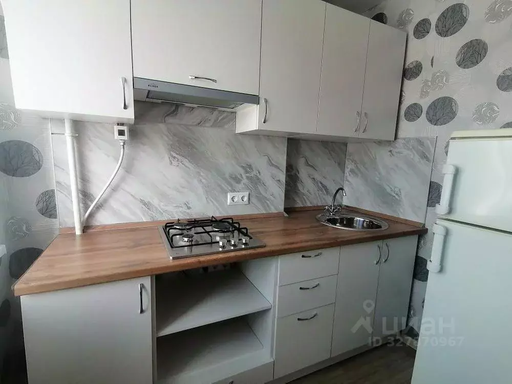 2-к кв. Омская область, Омск Городок Нефтяников мкр, ул. Энтузиастов, ... - Фото 0