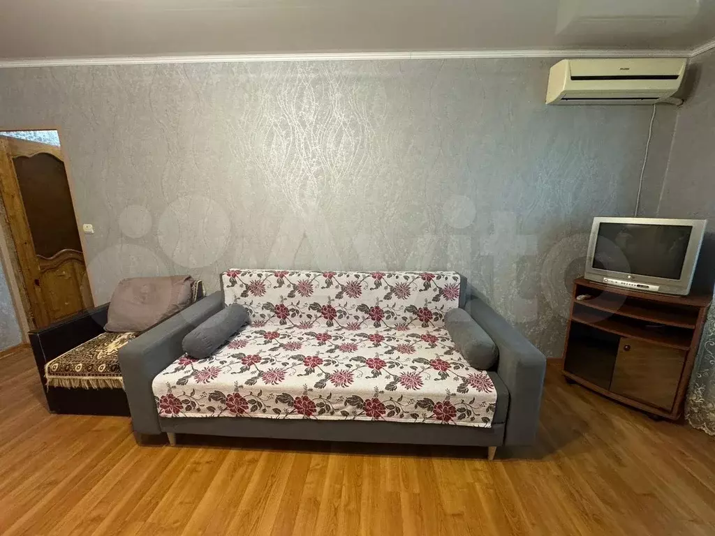 1-к. квартира, 38 м, 2/5 эт. - Фото 1