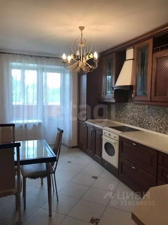 2-к кв. Удмуртия, Ижевск ул. 40 лет Победы, 144А (64.0 м) - Фото 0
