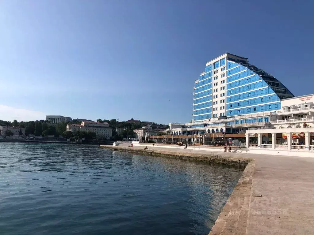 2-к кв. Севастополь наб. Адмирала Перелешина, 1 (96.0 м) - Фото 1